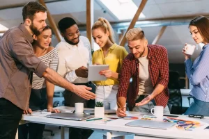 une équipe de travail soudée