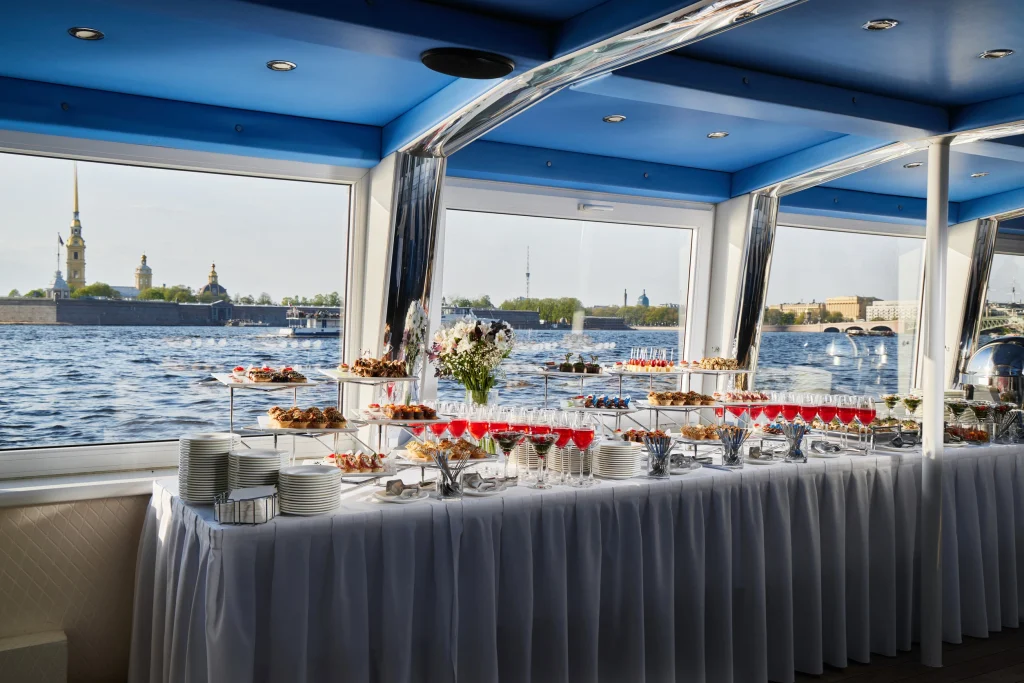 buffet péniche