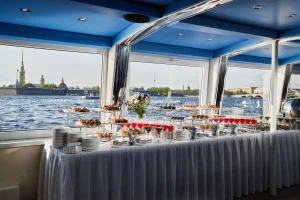 buffet péniche