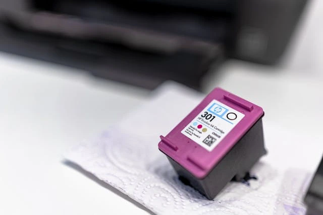une cartouche HP de couleur