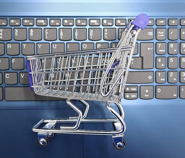 un caddy sur un clavier
